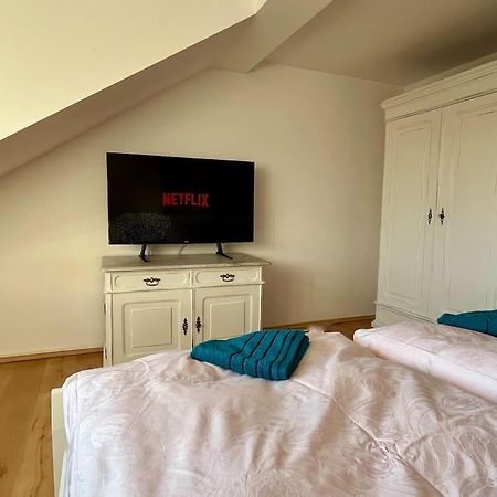 Ferienwohnung Apartman Terasa U Kolonady Poděbrady Exterior foto