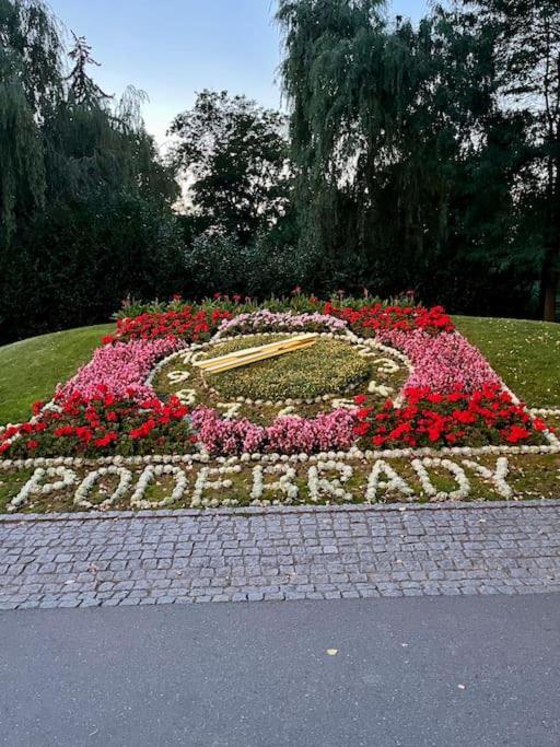 Ferienwohnung Apartman Terasa U Kolonady Poděbrady Exterior foto